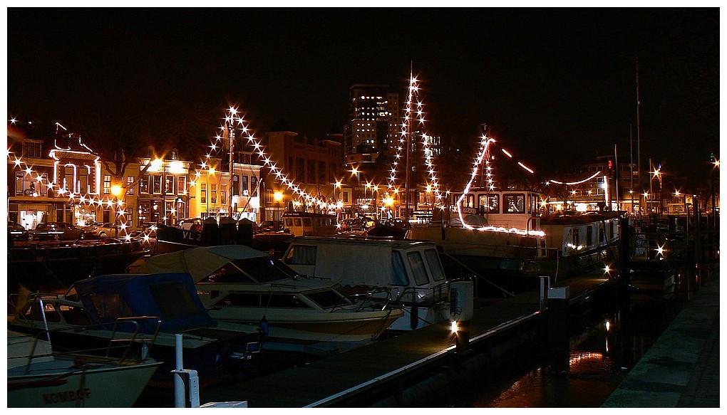 Vlaardingen at night