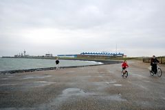 Vlissingen - Westerschelde halverwege station en de stad