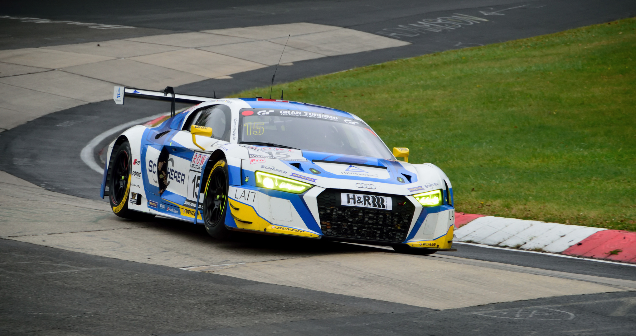 VLN # 15 - Audi R8 LMS PHOENIX RACING