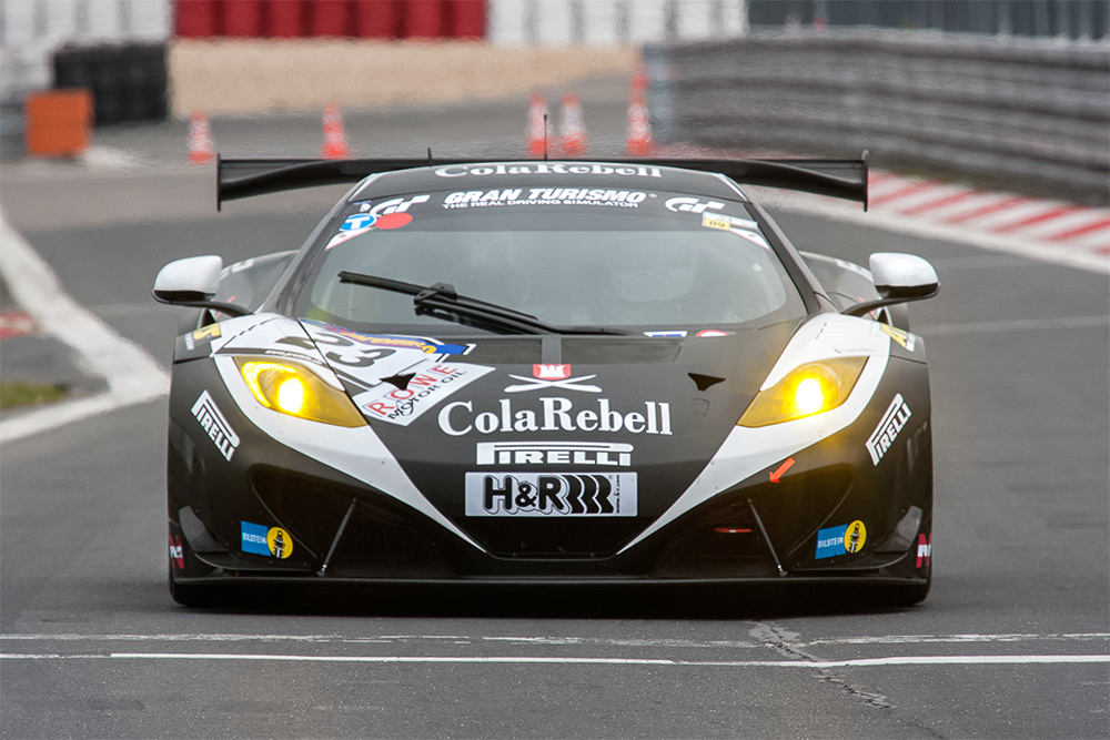 VLN, 22.06.13, Einfahrt Boxengasse.