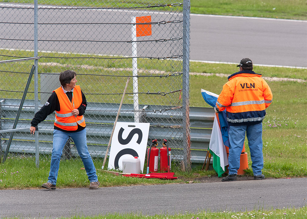 VLN, 22.06.13 Streckensicherung.......