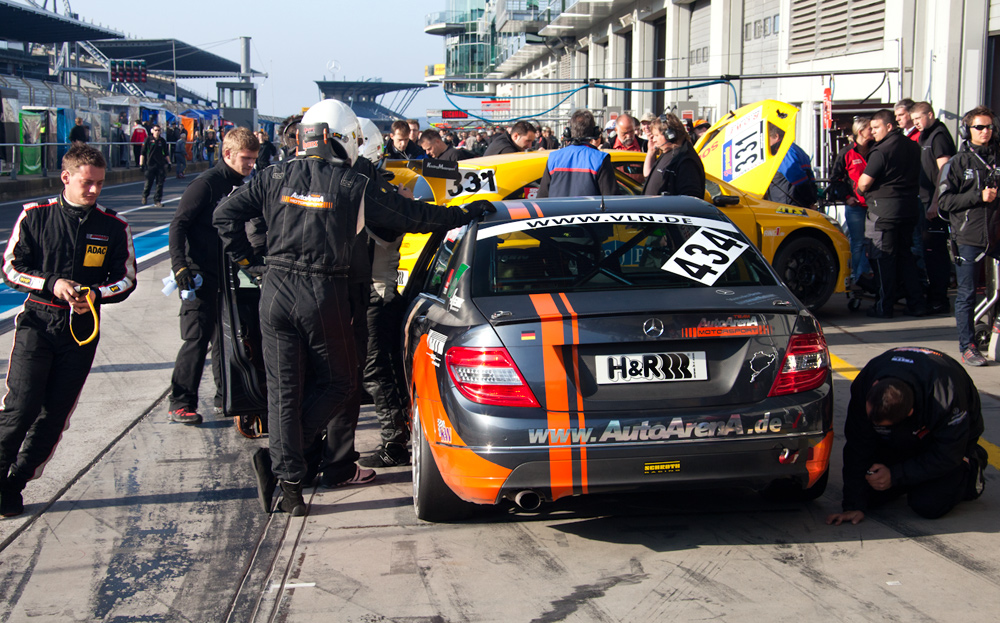 VLN, 24.09.11, Gleich gehts wieder los.