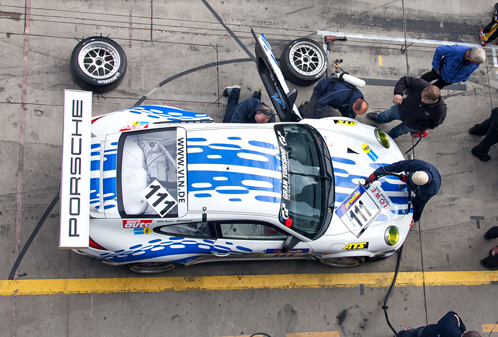 VLN, 29.09.12, Boxenstop Porsche Nr.: 111