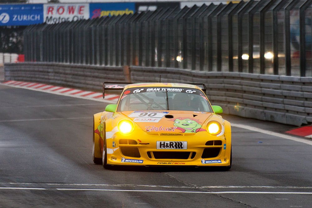 VLN, 31.03.12, Einf. i.d. Boxengasse beim Zeittraining