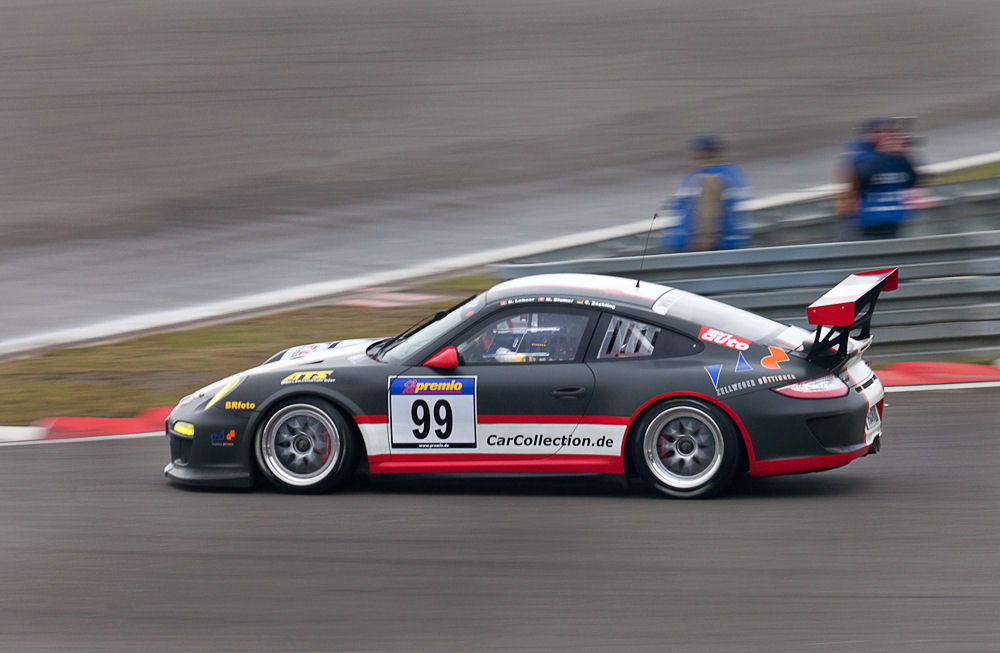 VLN, 31.03.12, Porsche von der T4 aus