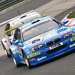 VLN-Archiv-2006, Wer steht da im Kofferraum