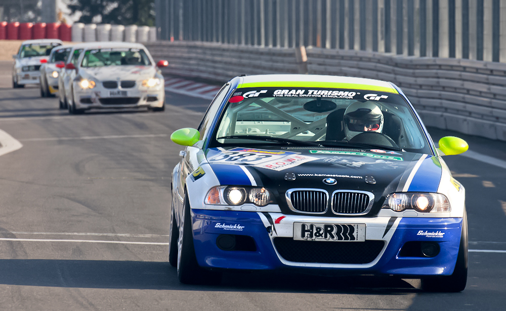 VLN, Archiv 2011, --- BMW--Boxeneinfahrt--