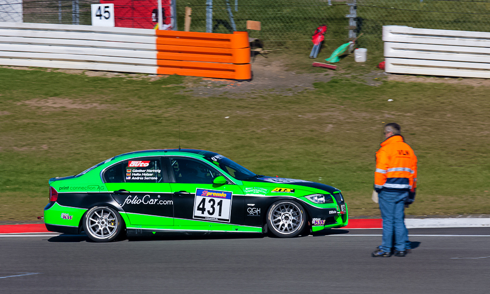 VLN, Archiv 2011, Dolate Motorsport, Führerscheinkontrolle :-))