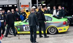 VLN, Einstellf., 13.04.12, Andrang bei Dolate-Motorsport