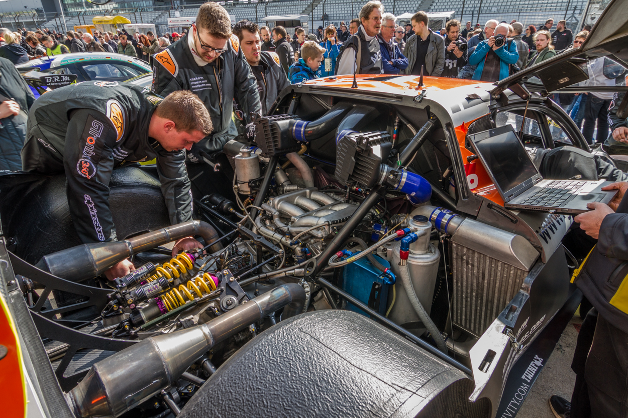 VLN Langstreckenmeisterschaft Nürburgring 2Lauf 2017_05