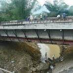 Vo Nha Trand nach Dalat - abenteuerliche Brücken verbinden die Straßen