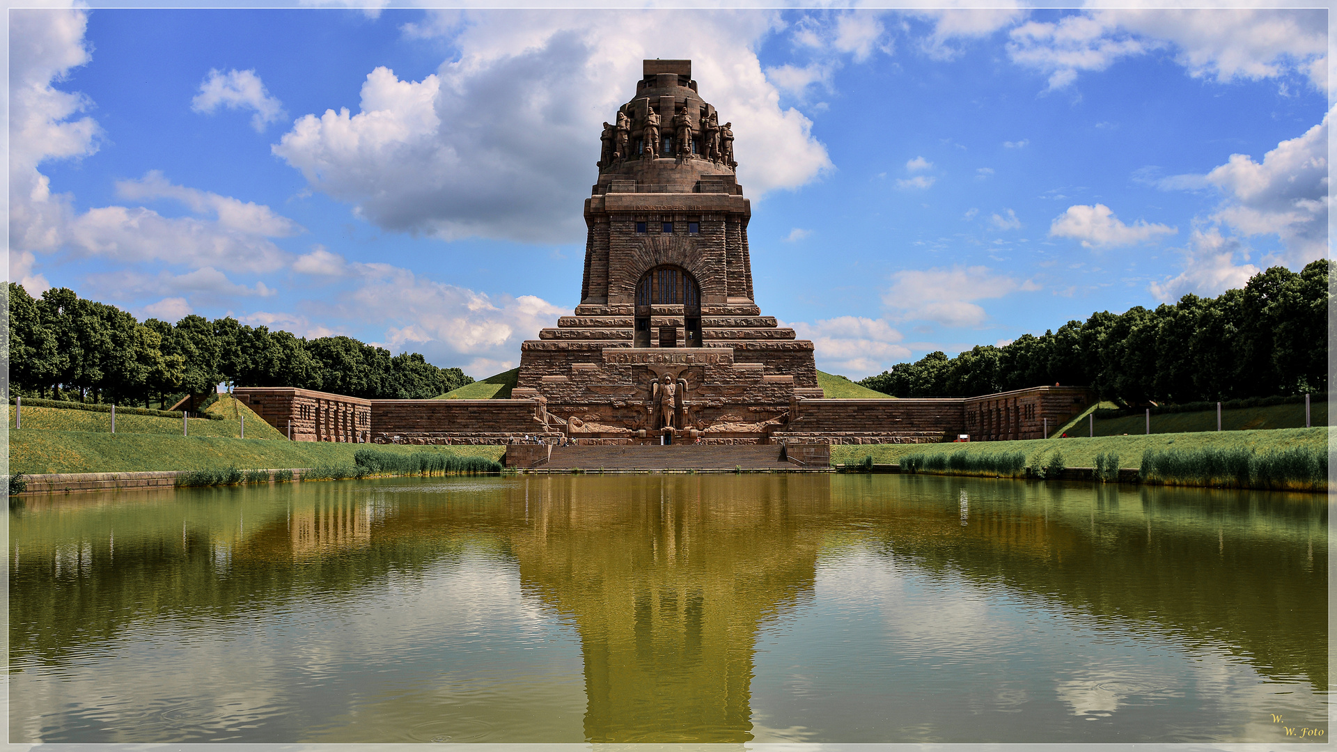 V lkerschlachtdenkmal Foto Bild  natur landschaft 