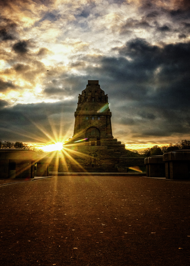 Völkerschlachtdenkmal am Morgen