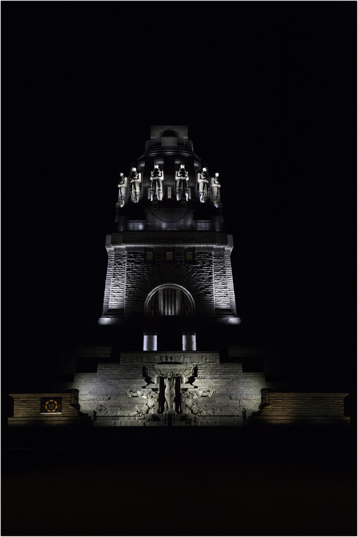 Völkerschlachtdenkmal at Night