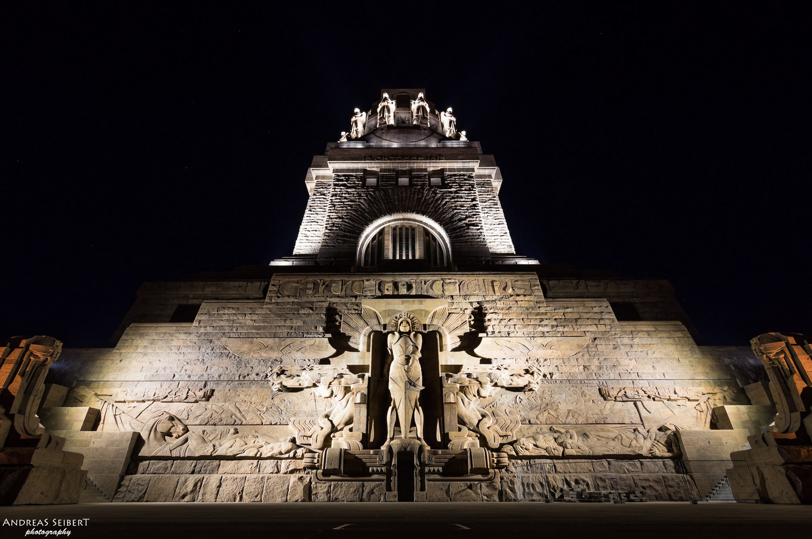 VÖLKERSCHLACHTDENKMAL LEIPZIG Foto & Bild | architektur, architektur ...