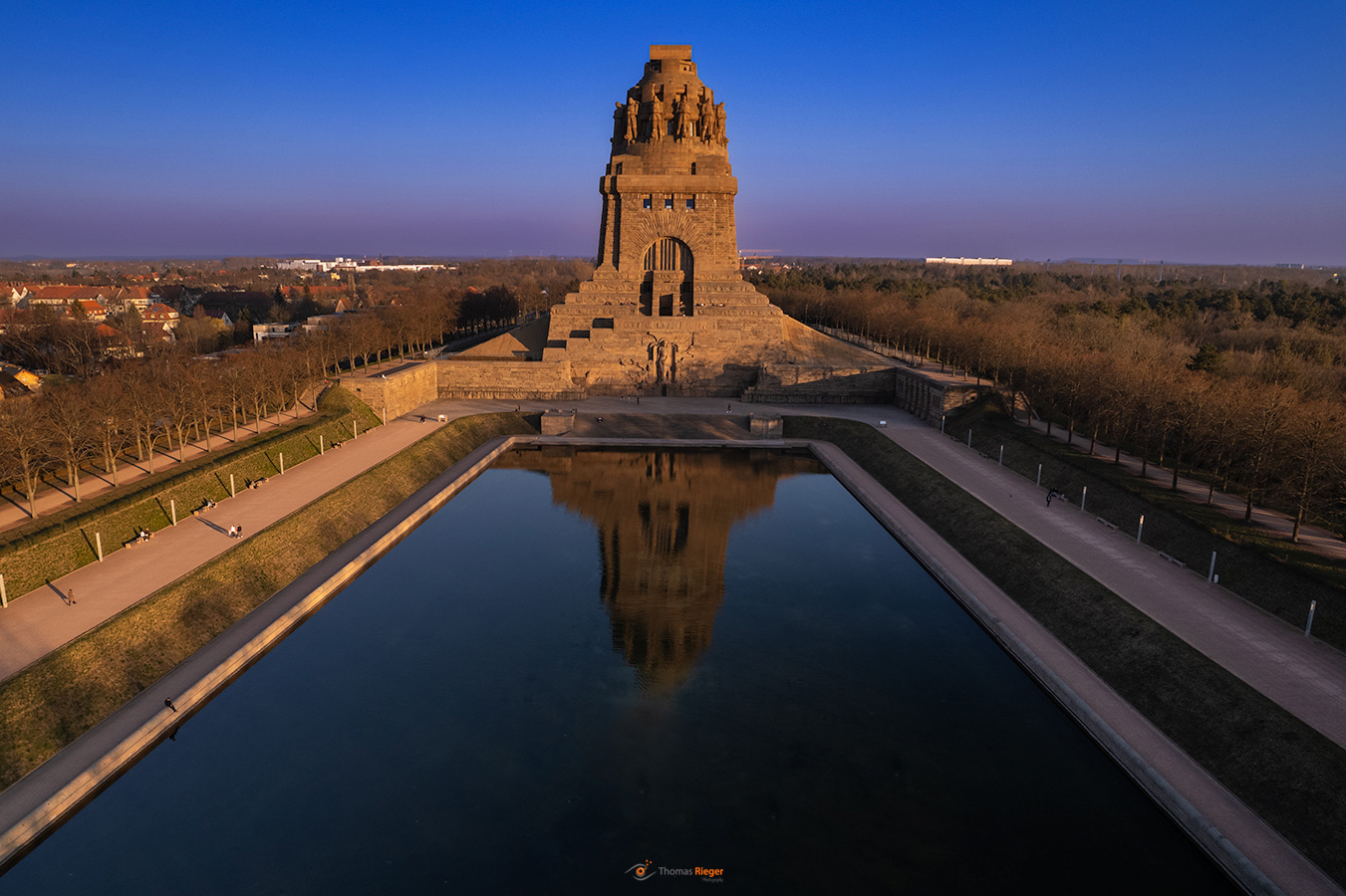 Völkerschlachtsdenkmal aus der Luft II