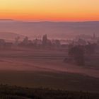 Völlig gleichmäßiger Nebel in der Verteilung über 20 km...