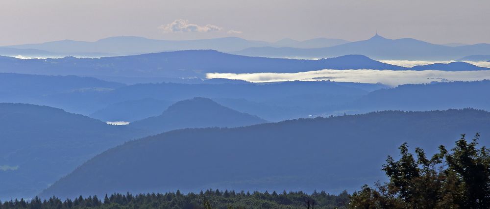 Völlig überraschend gab es gestern die 123km Sicht ins Riesengebirge...