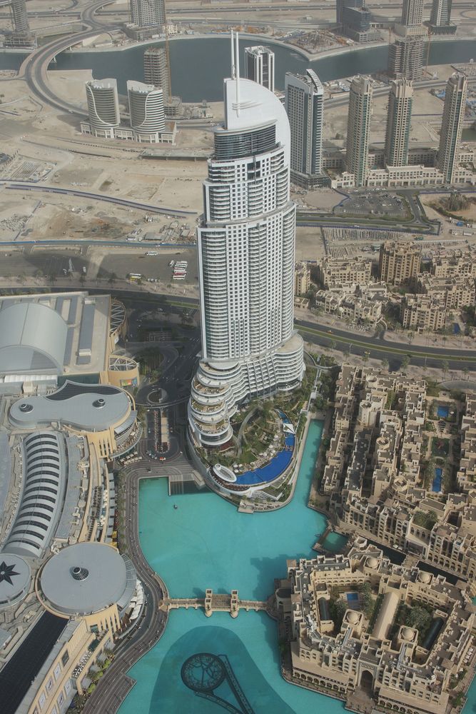 Vogelperspektive aus dem 124 Stockwerk vom BURJ KHALIFA