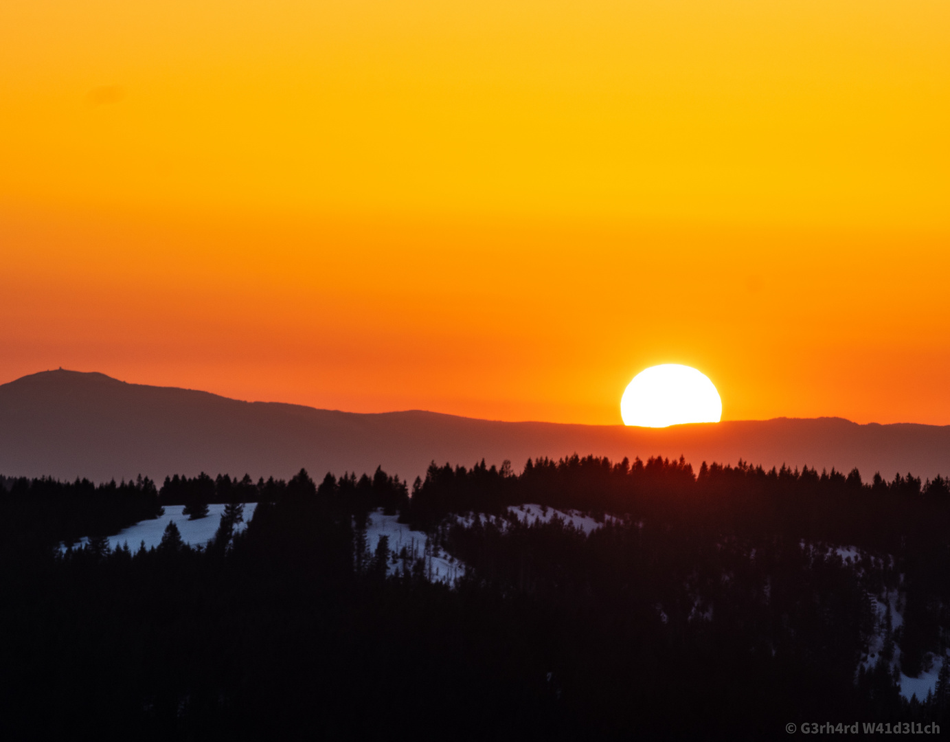 Vogesen verschluckt Sonne