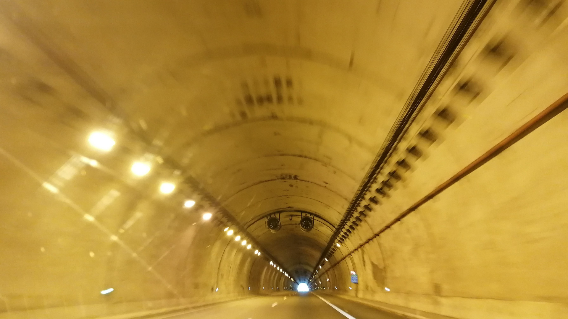 Voir le bout du tunnel.....