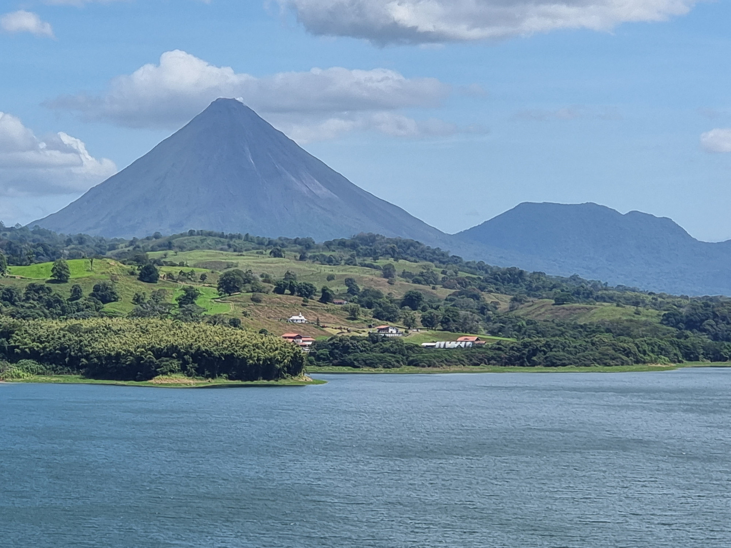 Volcán Arenal y Cerro Chato