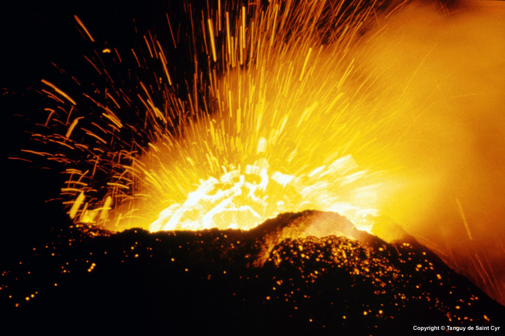 Volcán de la Fournaise 02