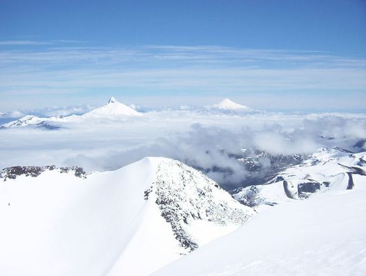 Volcanes Puntiagudo y Osorno