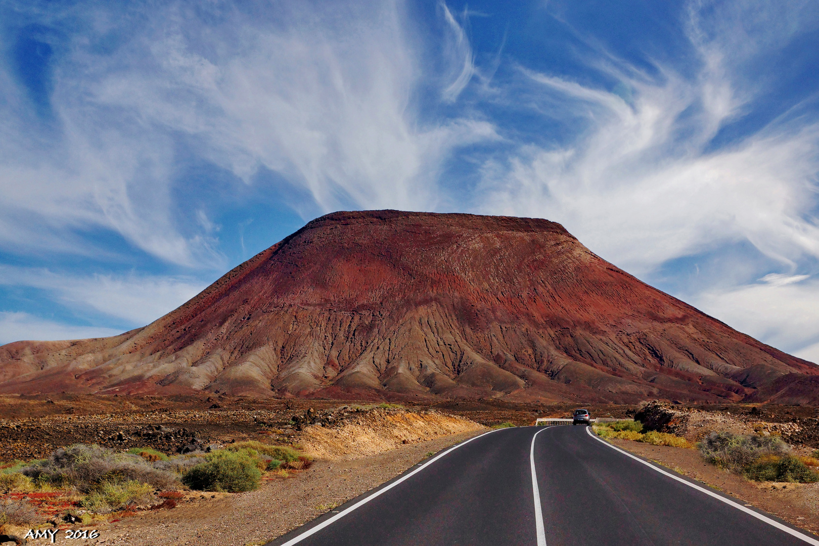 VOLCÁN MONTAÑA ROJA (P.N. de CORRALEJO / FUERTEVENTURA).