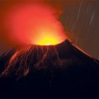 VOLCÁN TUNGURAHUA EN ERUPCIÓN