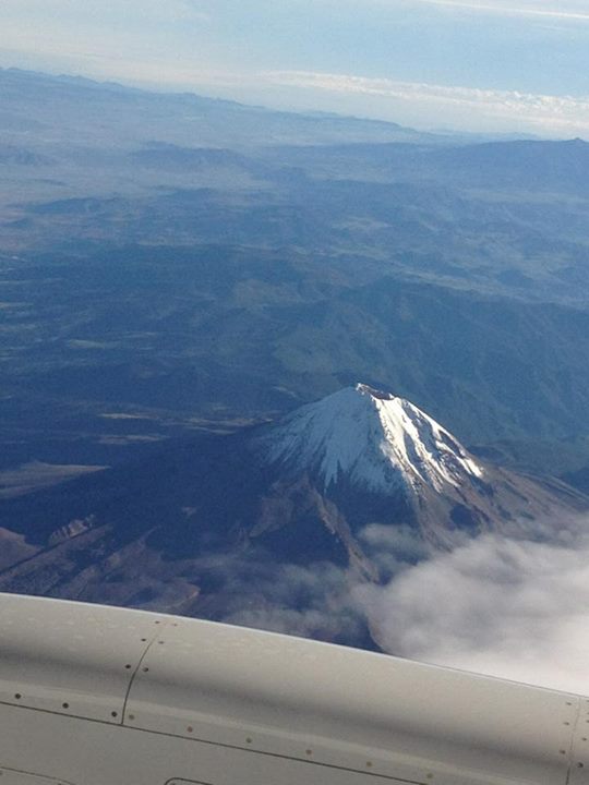 VOLCÁN VISTA AÉREA