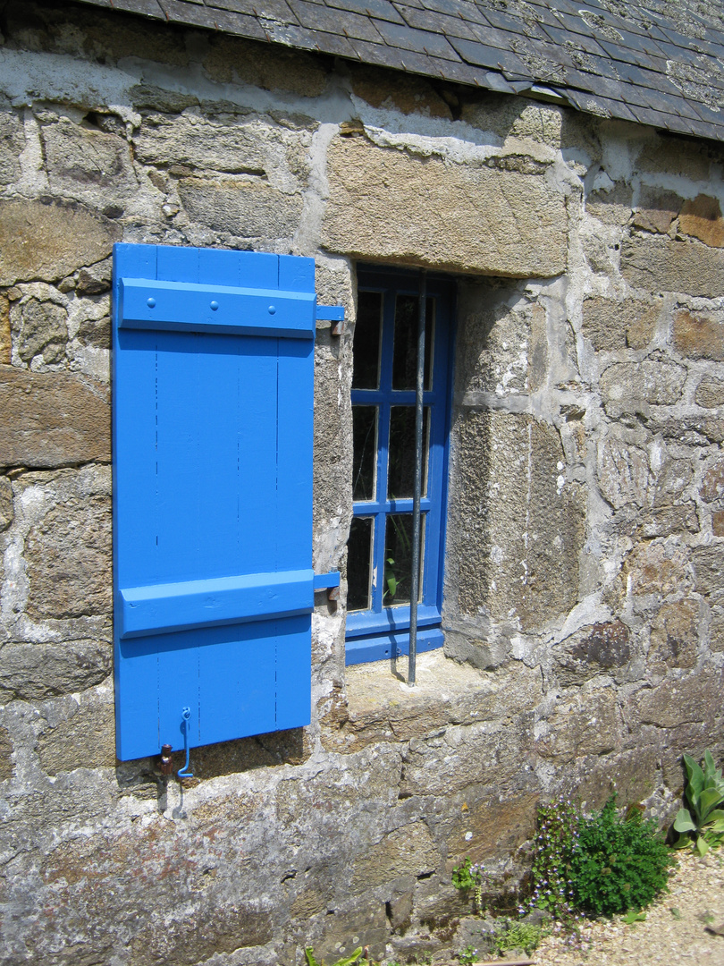 Volet bleu en Bretagne !