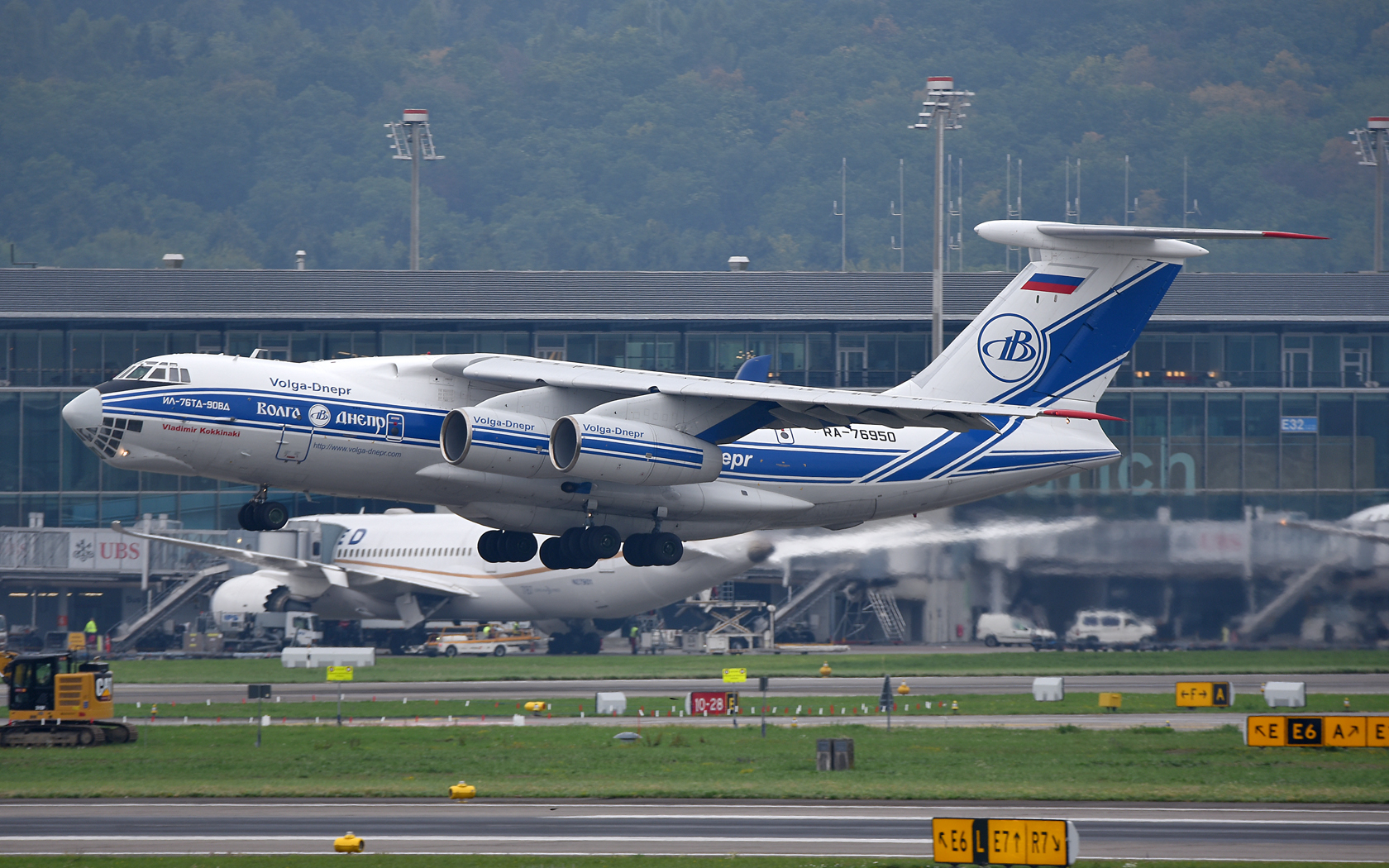  Volga Dnepr Ilyushin IL-76TD-90VD RA-76950 