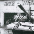 Volksaufstand von 1989 in Rumänien - Panzer auf dem Opernplatz in Temeswar / Timisoara