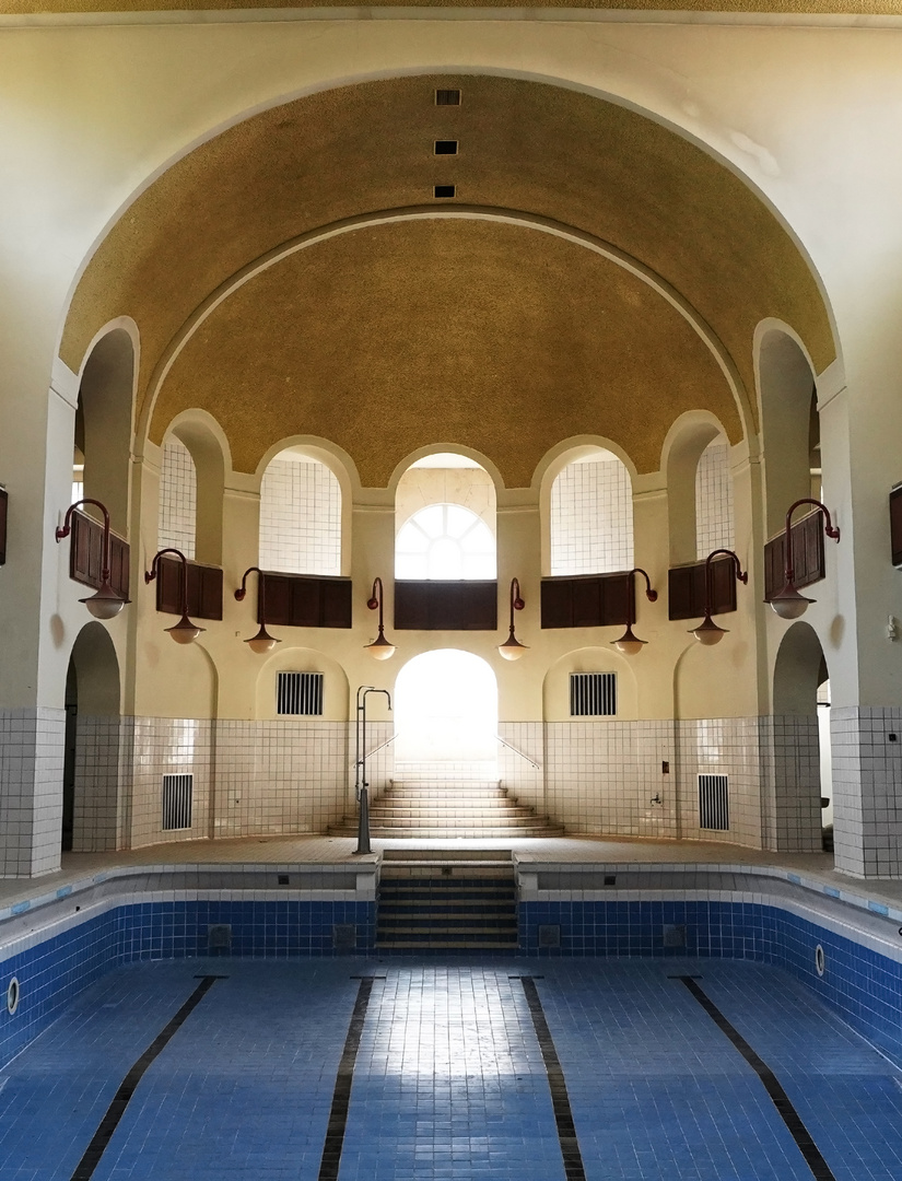 Volksbad Lost Place Schwimmhalle 