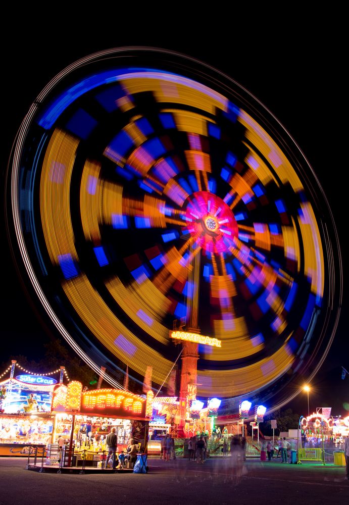 Volksfest beiNacht