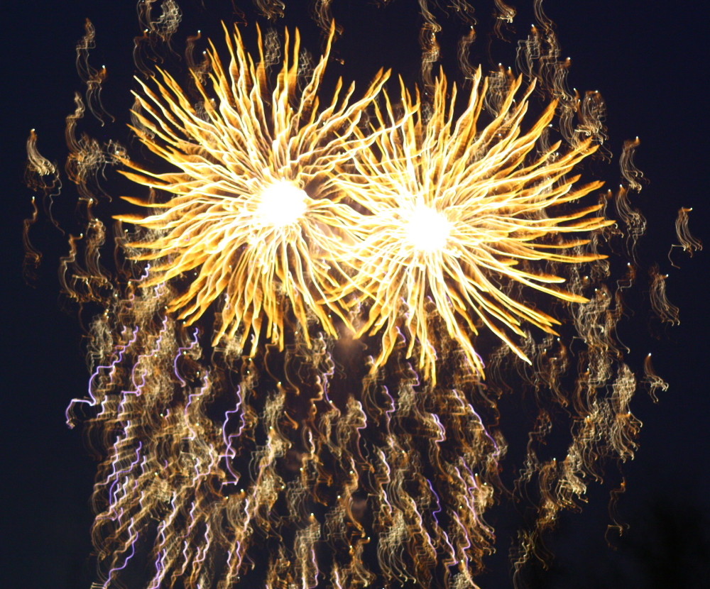 Volksfest-Feuerwerk1
