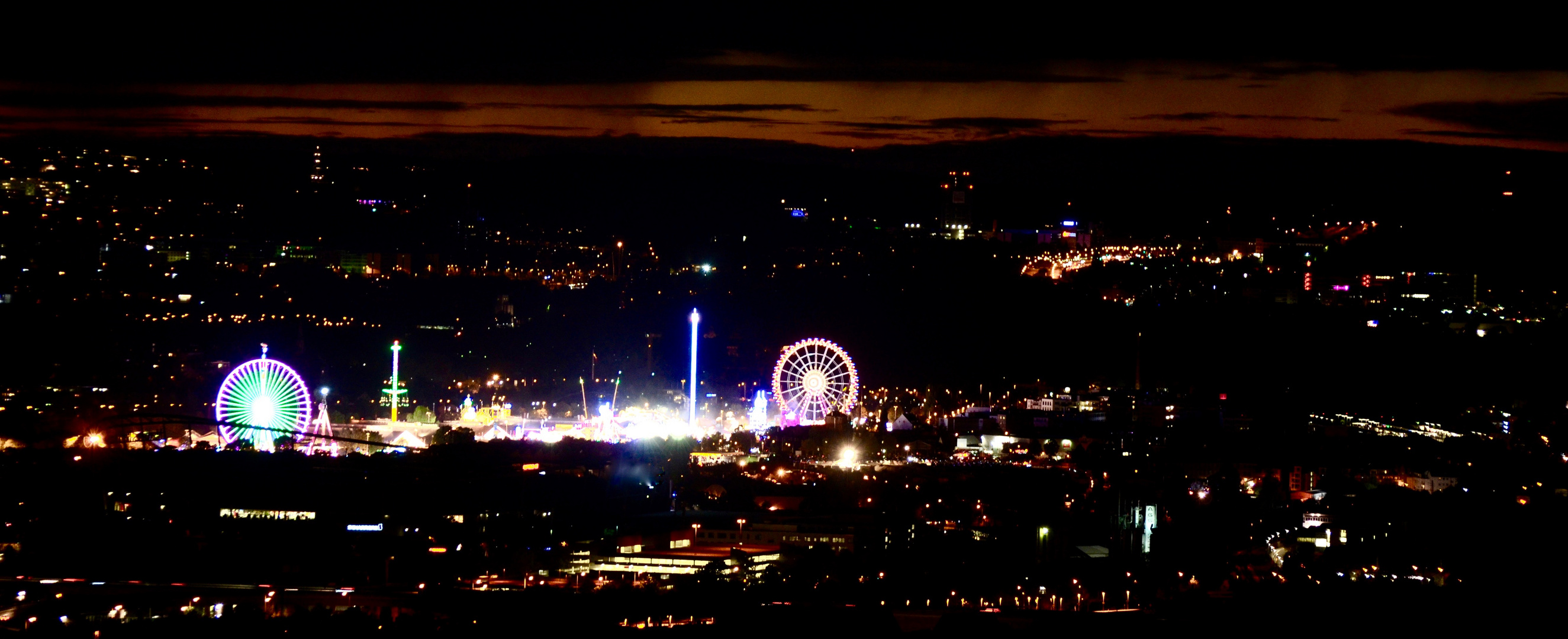 Volksfest in der Stadt 