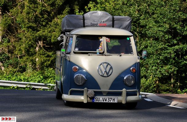Volkswagen T1 Pritsche mit Dachzelt