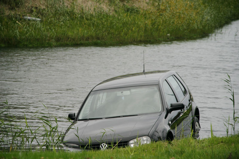 Voll Wasser "VW"