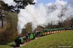 Volldampf in Stuttgart mit 2 Pacific-Dampflokomotiven