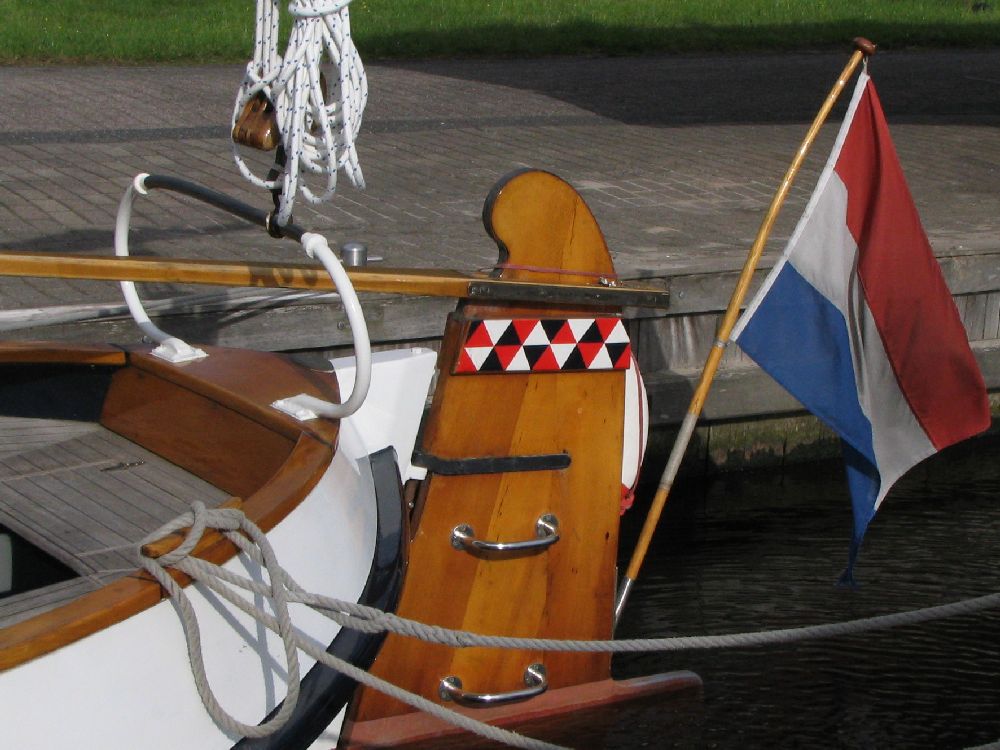 Vollenhovense Bol im Hafen