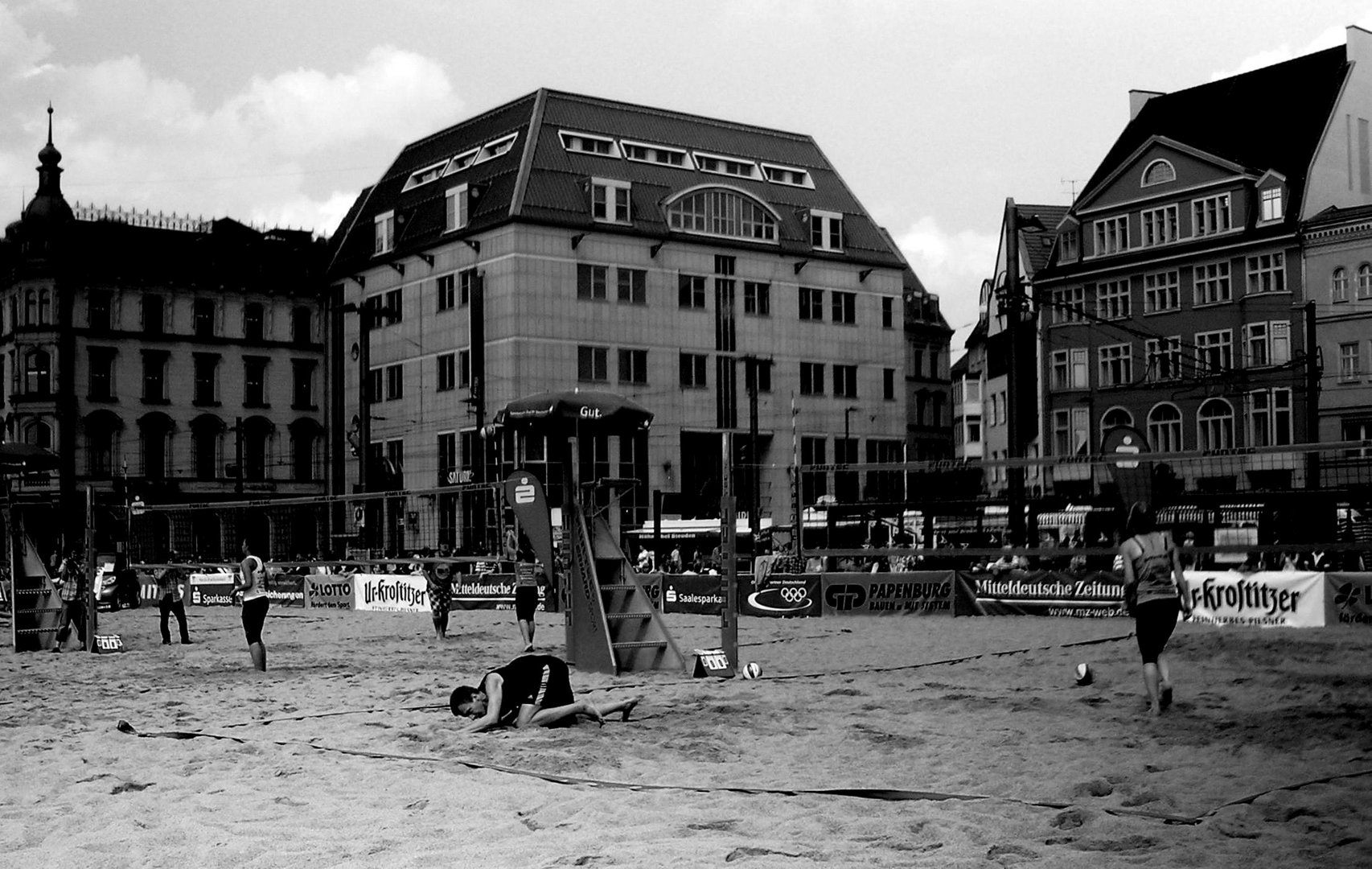 Volleyball im Stadtzentrum