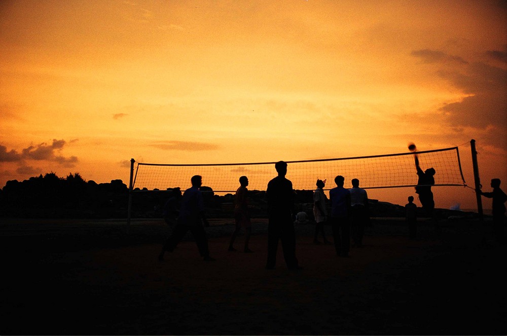 Volleyball mit Sonnenuntergang