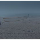 Volleyball - Usedom im Nebel 