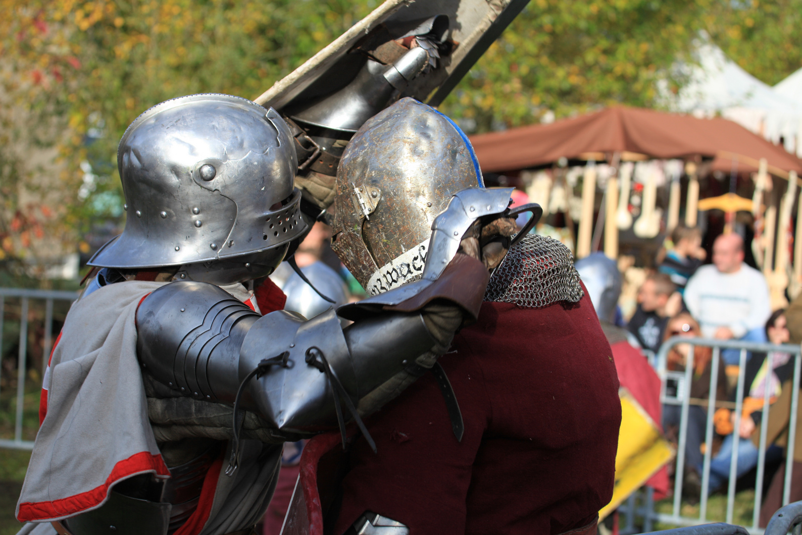 Vollkontaktkampf in historischer Rüstung4