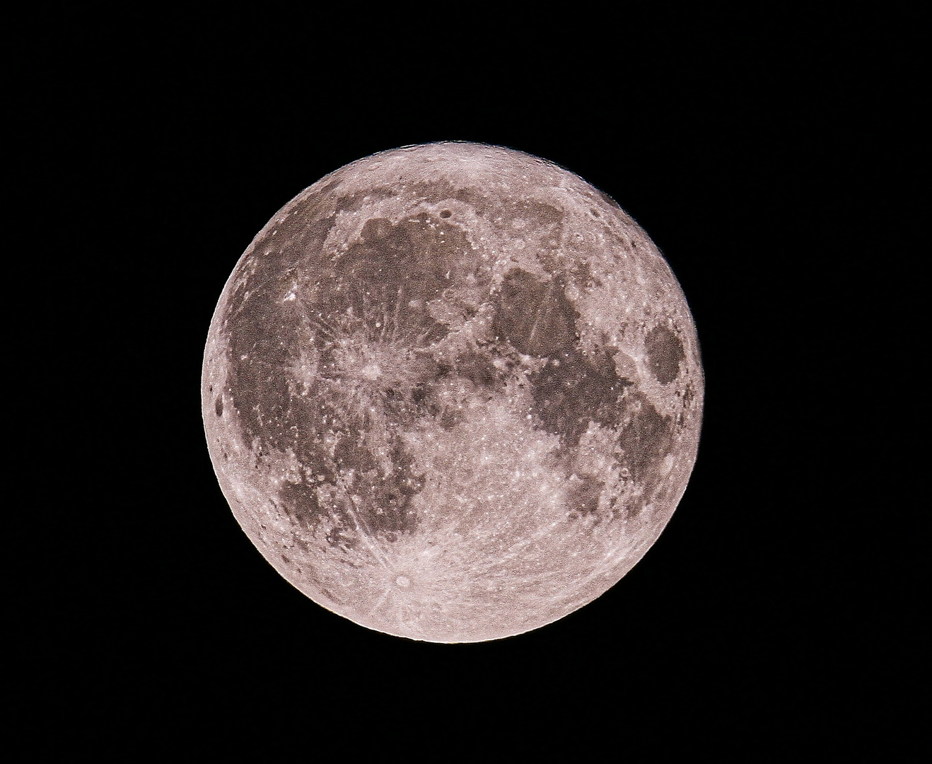 Vollmond 02.08.2023 / 00:28 Uhr