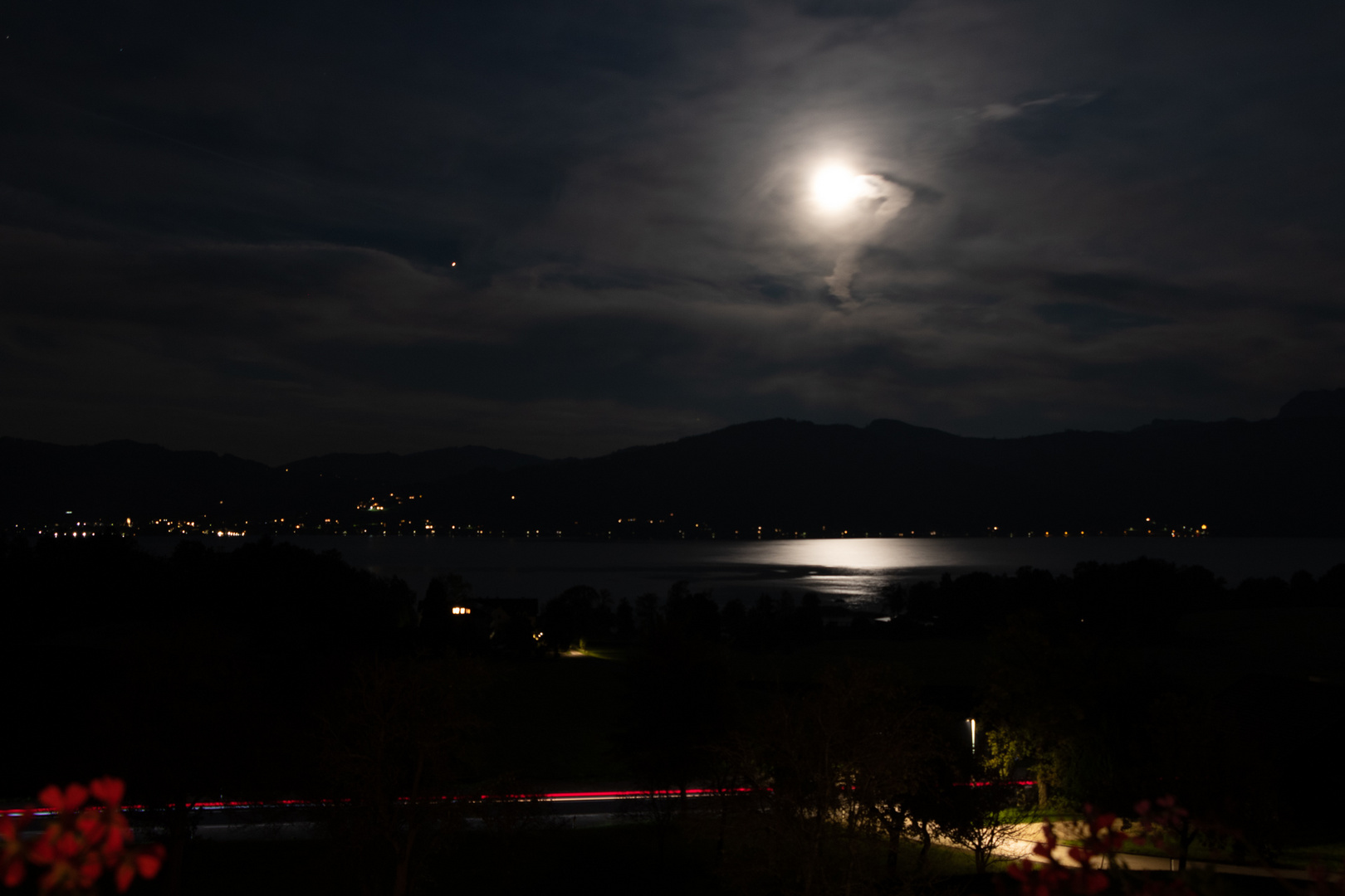 Vollmond am Attersee