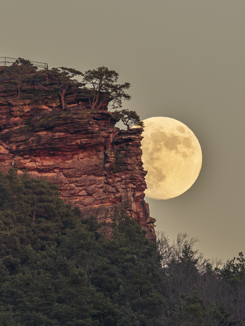 Vollmond am Buhlsteinpfeiler