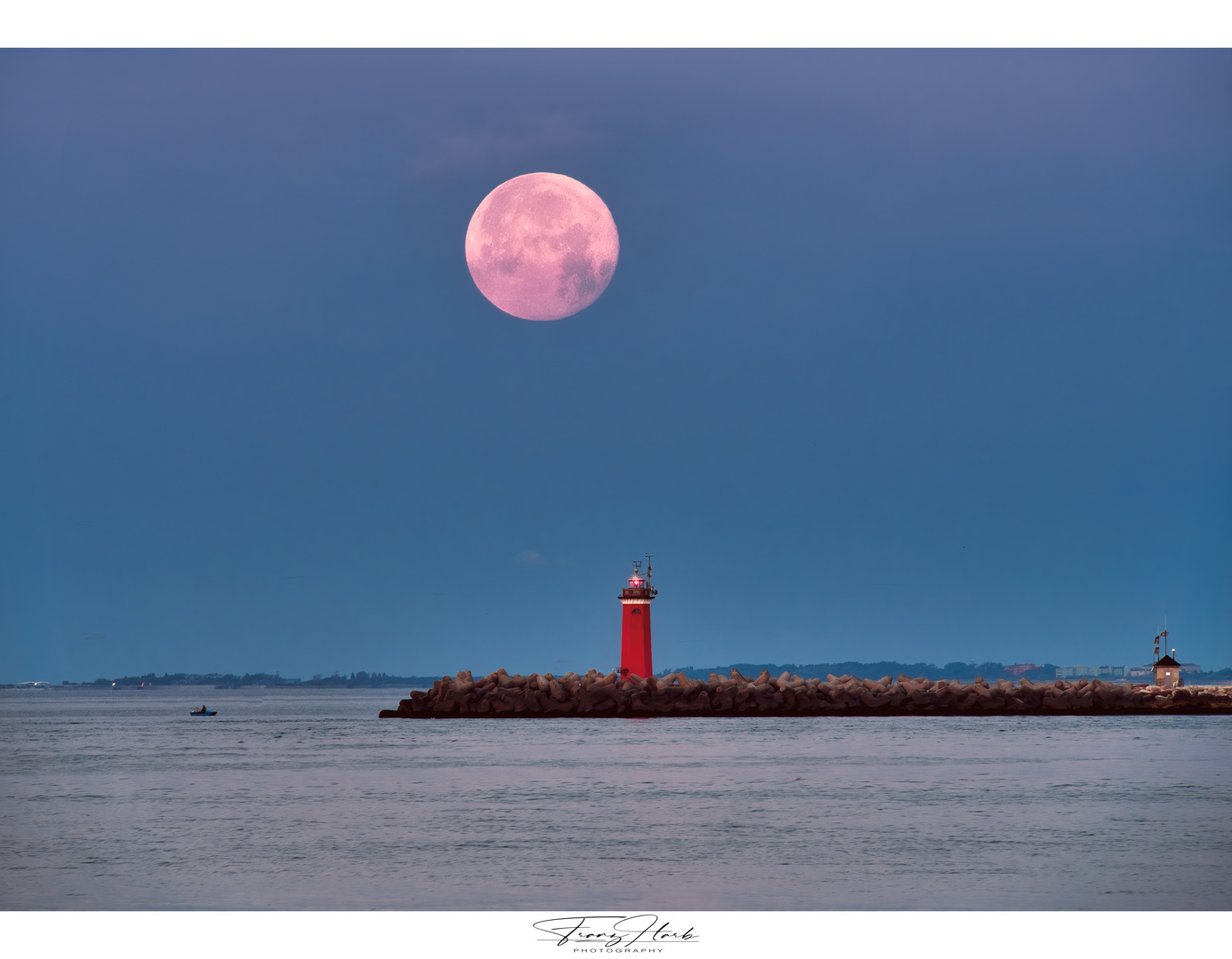 Vollmond am Faro di San Nocolò